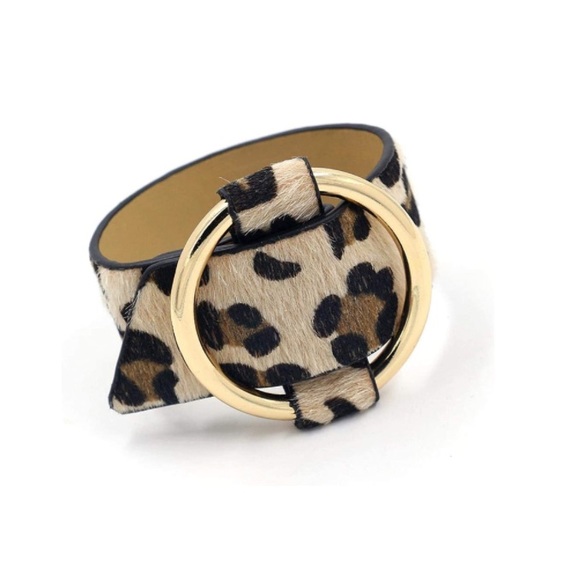 Buckled Leopard Bracelet Cuff - Picture 2 of 3